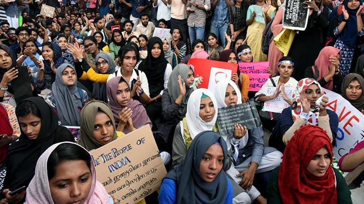 ‘বিদ্যাস্থানে ভয়েভ্য চ’?