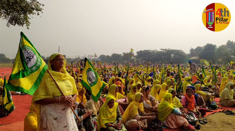 এ আঁধারে মশাল হাতে ওঁরা সব আন্দোলনের নারী